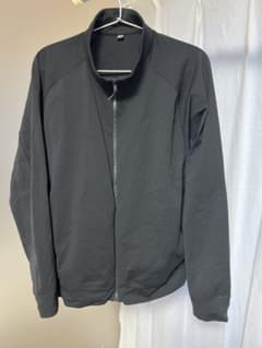 UNIQLO ウルトラストレッチアクティブジャケット 黒 Ｌのサムネイル