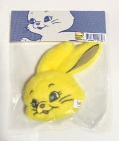 NewJeans FLUFFY KEYRING　イエローのサムネイル