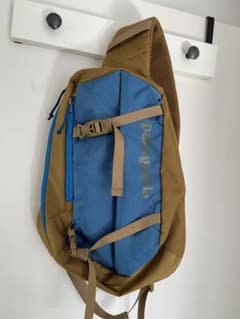 【美品】patagonia atom 8L パタゴニアのサムネイル