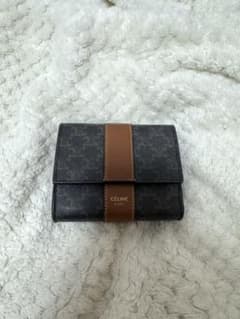 CELINE 三つ折り財布　トリオンフのサムネイル