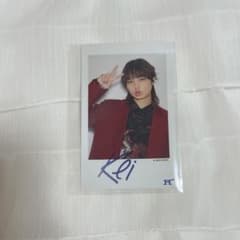 Hey!Say!JUMP　伊野尾慧　ステッカー　H+のサムネイル