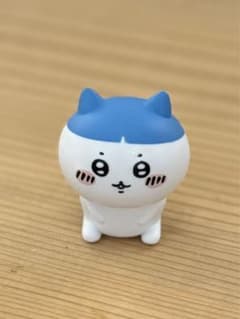 ちいかわ　ハチワレ　フィギュアのサムネイル