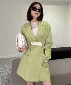 完売品 eimy istoire カラーデザインショートジャケットのサムネイル