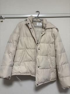 ベージュ ダウンジャケット Sサイズ