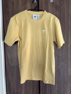 新品　adidas Tシャツ イエロー