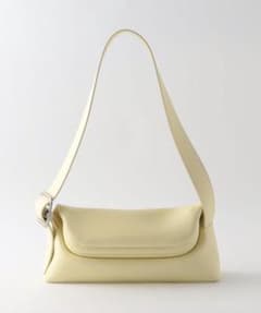 ＜OSOI＞FOLDER BROT ショルダーバッグ　クリームイエローのサムネイル