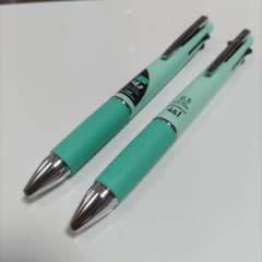 ゆ*様 三菱鉛筆 JETSTREAM 4&1 ペールグリーン 2本セットのサムネイル