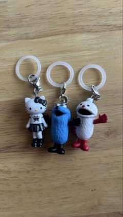 サンリオ セサミストリート めじるしアクセサリー 3種セットのサムネイル
