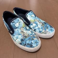 GUCCI GGスプリーム フローラル スリッポン - メルカリ