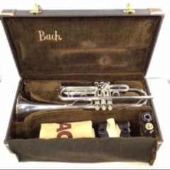 中古トランペット、Bach TR300SP 銀メッキ仕上 A66297、修理済のサムネイル