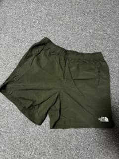 THE NORTH FACE オリーブグリーン M バーサタイルショーツのサムネイル