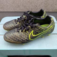 NIKE Magista サッカー スパイク ブラック イエロー - メルカリ