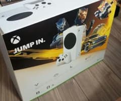 Xbox Series S フォートナイト、ロケットリーグ、フォールガイズ 同梱のサムネイル