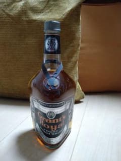 （週末値下）Grant's Royal スコッチウイスキー43度古酒のサムネイル
