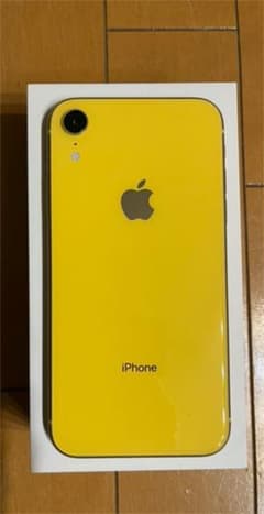 ☆美品　iPhone XR Yellow 256 GB docomoのサムネイル