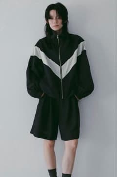 ♡*様 anuke アンヌーク Nylon Track Blouzon ネイビー anuke アンヌーク Nylon Track Blouzon ネイビー - メルカリ