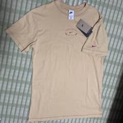 NIKE ☆ Tシャツ☆新品のサムネイル