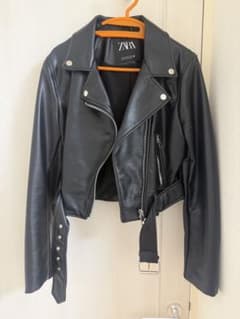 ZARA フェイクレザー ライダースジャケット ブラックのサムネイル