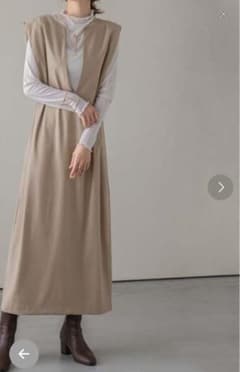 ワンピース　ベージュ　L sizeのサムネイル