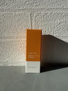 〈新品〉TIRTIR PERFECT C VITA ESSENCE 20mlのサムネイル