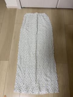nugu 小花柄 ロングスカート フレアスカートのサムネイル