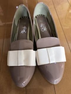 パンプスのサムネイル