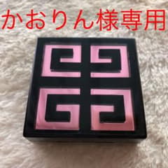 かおりん様専用☆  ジバンシー　フェイスパウダーのサムネイル