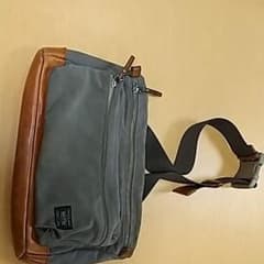 ボディバッグ ショルダーバッグのサムネイル
