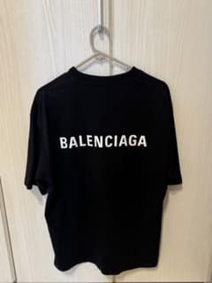 美品BALENCIAGA ブラック Tシャツのサムネイル