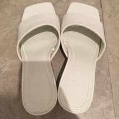 美品 ZARAサンダルのサムネイル