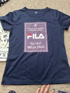 FILA ネイビー Tシャツ 半袖のサムネイル