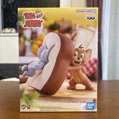 トムとジェリー ビッグソフビフィギュア Yummy Bread - メルカリ