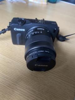 ★★Cannon EOS M レンズキット Wifi SD付き ★★のサムネイル