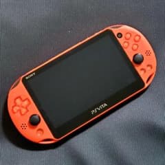 PlayStation®Vita（PCH-2000シリーズ） Wi-Fiモデル…のサムネイル