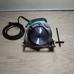 マキタ　電動丸ノコ　190mm M585のサムネイル