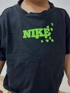 子供服のサムネイル