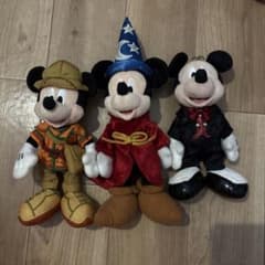 東京ディズニーリゾート　ミッキー　ぬいぐるみバッジ３個セットのサムネイル