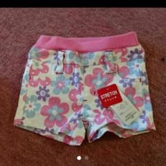 値下げ！ショートパンツ  花柄のサムネイル