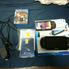 たまゆら様専用［中古］playstationVITA 3G/wi-fi型のサムネイル