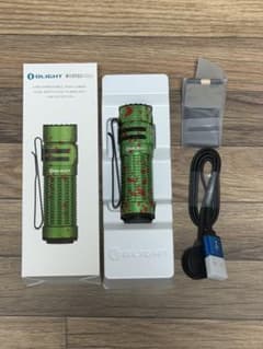 Olight Warrior Nano ゾンビグリーン フラッシュライト - メルカリ