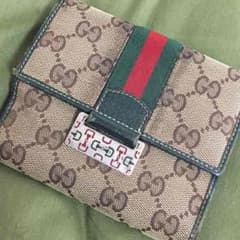 GUCCI 折りたたみ財布のサムネイル