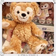 現地購入☆正規品】ダッフィー ぬいぐるみ SSS 香港ディズニー - メルカリ