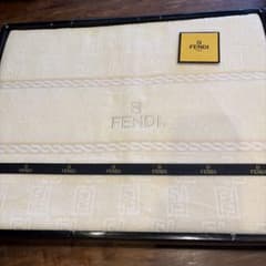 新品 フェンディ タオルシーツ - メルカリ