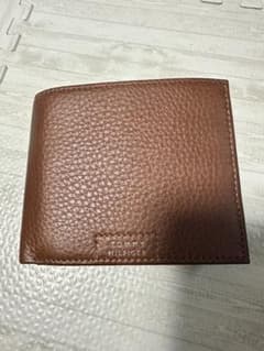 TOMMY HILFIGER ブラウン 二つ折り財布 箱付きのサムネイル