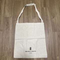 THE RITZ-CARLTON 沖縄トートバッグのサムネイル