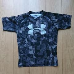 《5/31まで》アンダーアーマTシャツのサムネイル