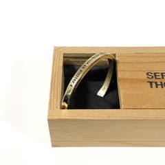SERGE THORAVAL 座って空を バングル セルジュトラヴァル ゴールド
