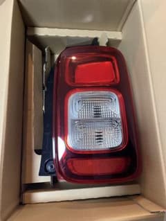 ワゴンRスマイル MX91S/MX81S 純正 右 テールライト ランプ - メルカリ