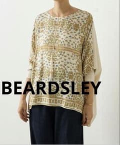 GW値下げ(新品タグ付)BEARDSLEY花柄プリント 五分袖 トップスのサムネイル