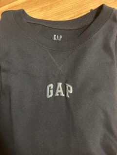 GAP 半袖黒Tシャツのサムネイル